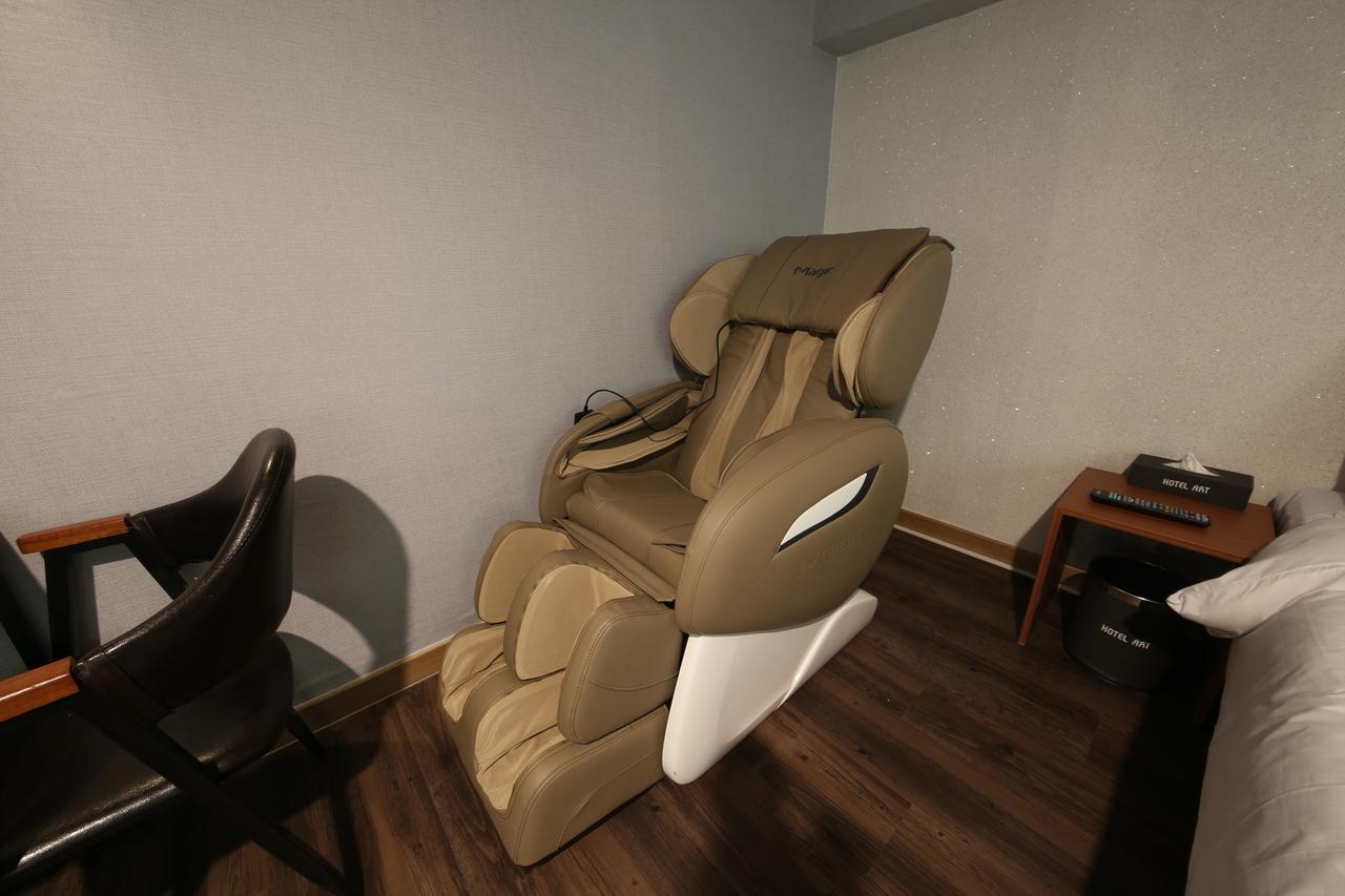 Art Hotel Gumi Dış mekan fotoğraf